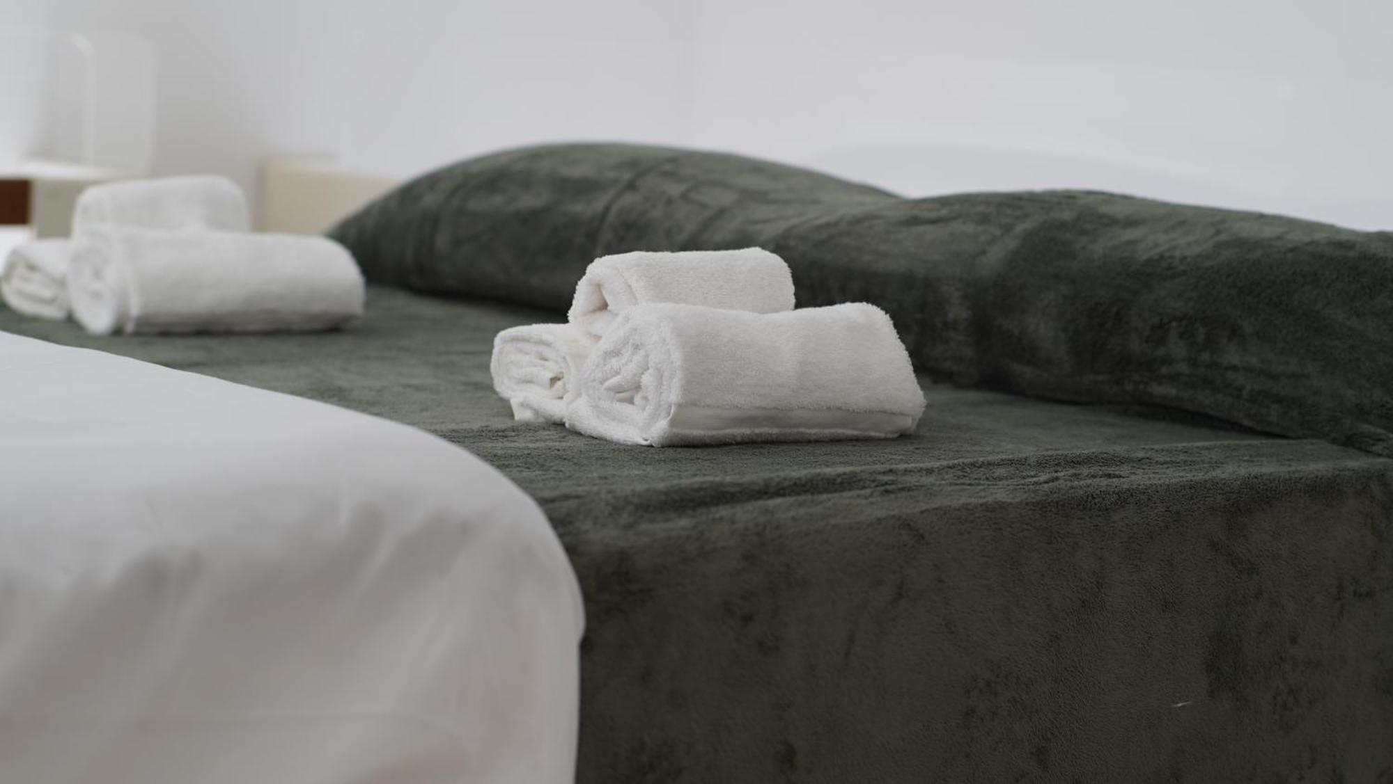 Apartment Lunella Full With Unique Seaview, Washing Machine, Full Kitchen, Parking With Video Surveillance, And Shuttle Taxi From To Station, Amalfi Ferries, Airport, Naples Airport