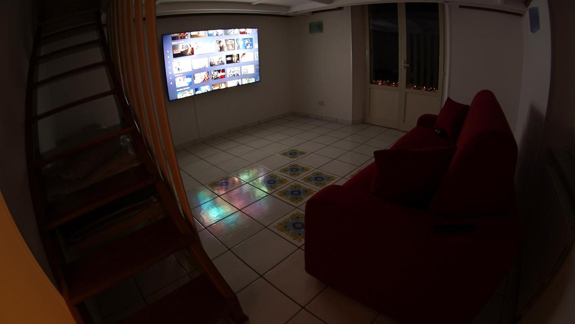 Apartment Lunella Full With Unique Seaview, Washing Machine, Full Kitchen, Parking With Video Surveillance, And Shuttle Taxi From To Station, Amalfi Ferries, Airport, Naples Airport Salerno