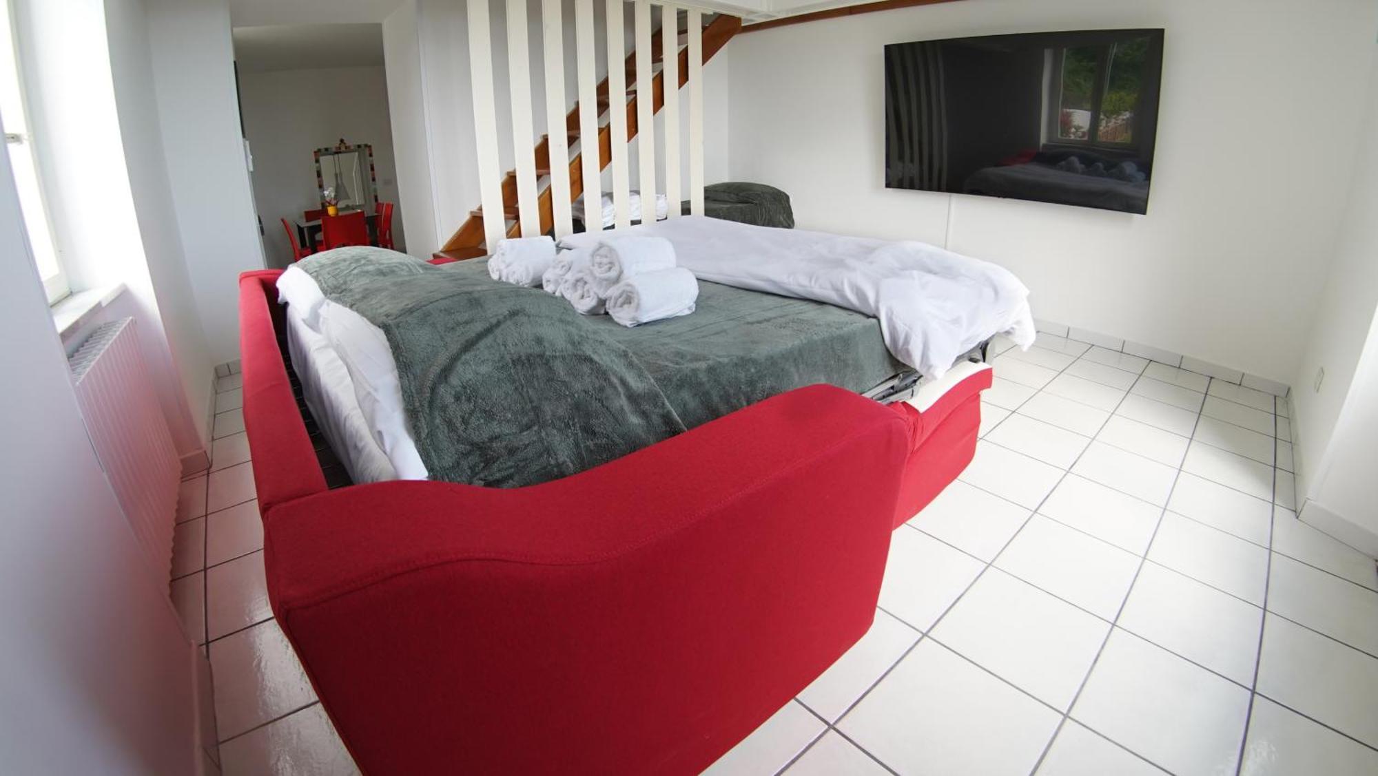Lunella Full With Unique Seaview, Washing Machine, Full Kitchen, Parking With Video Surveillance, And Shuttle Taxi From To Station, Amalfi Ferries, Airport, Naples Airport *